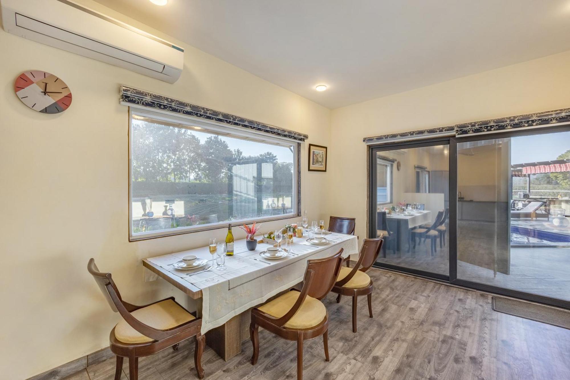 فيلا Elivaas Hidden Oasis 4Bhk With Pool, Mud House & Container House Dhauj المظهر الخارجي الصورة