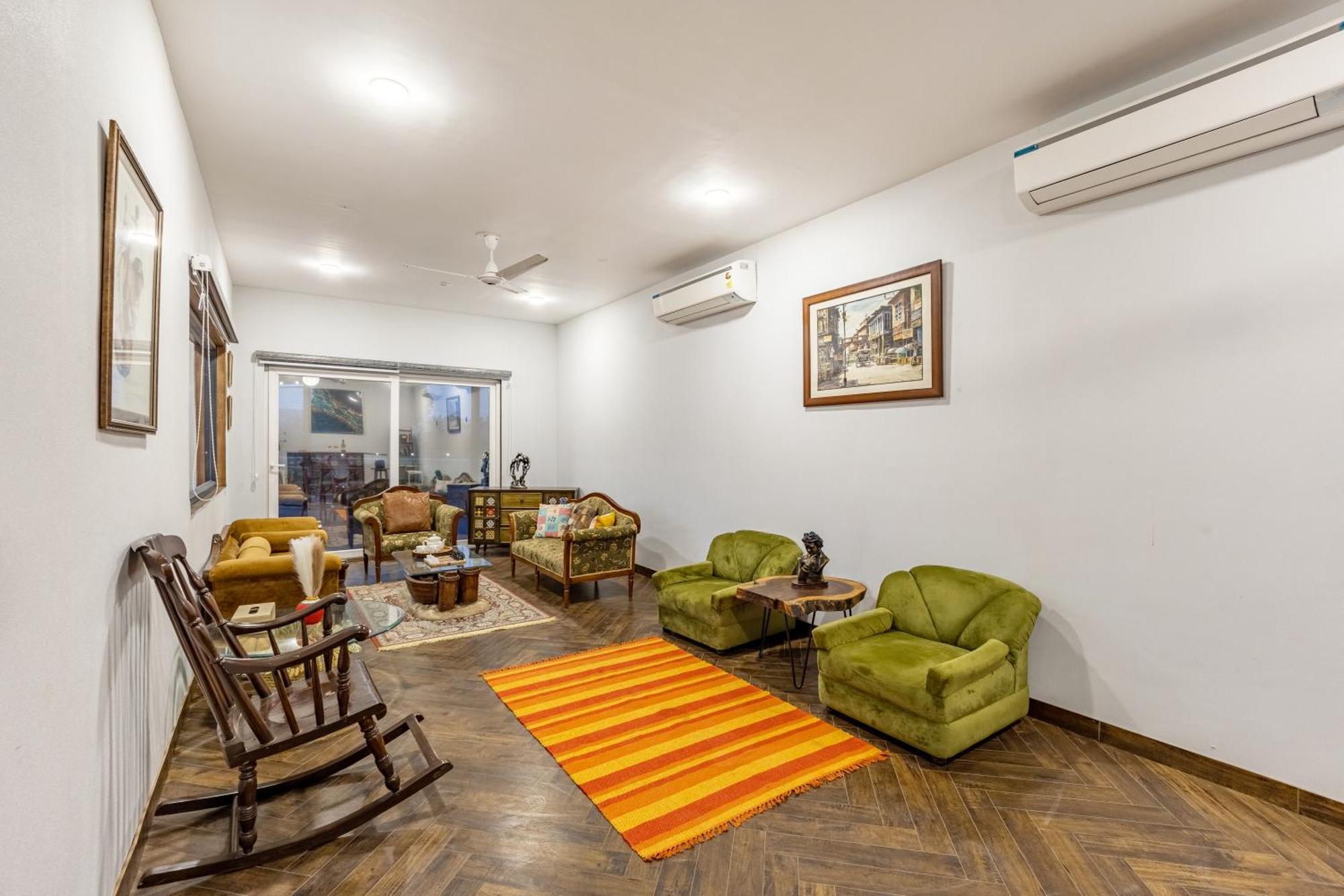 فيلا Elivaas Hidden Oasis 4Bhk With Pool, Mud House & Container House Dhauj المظهر الخارجي الصورة