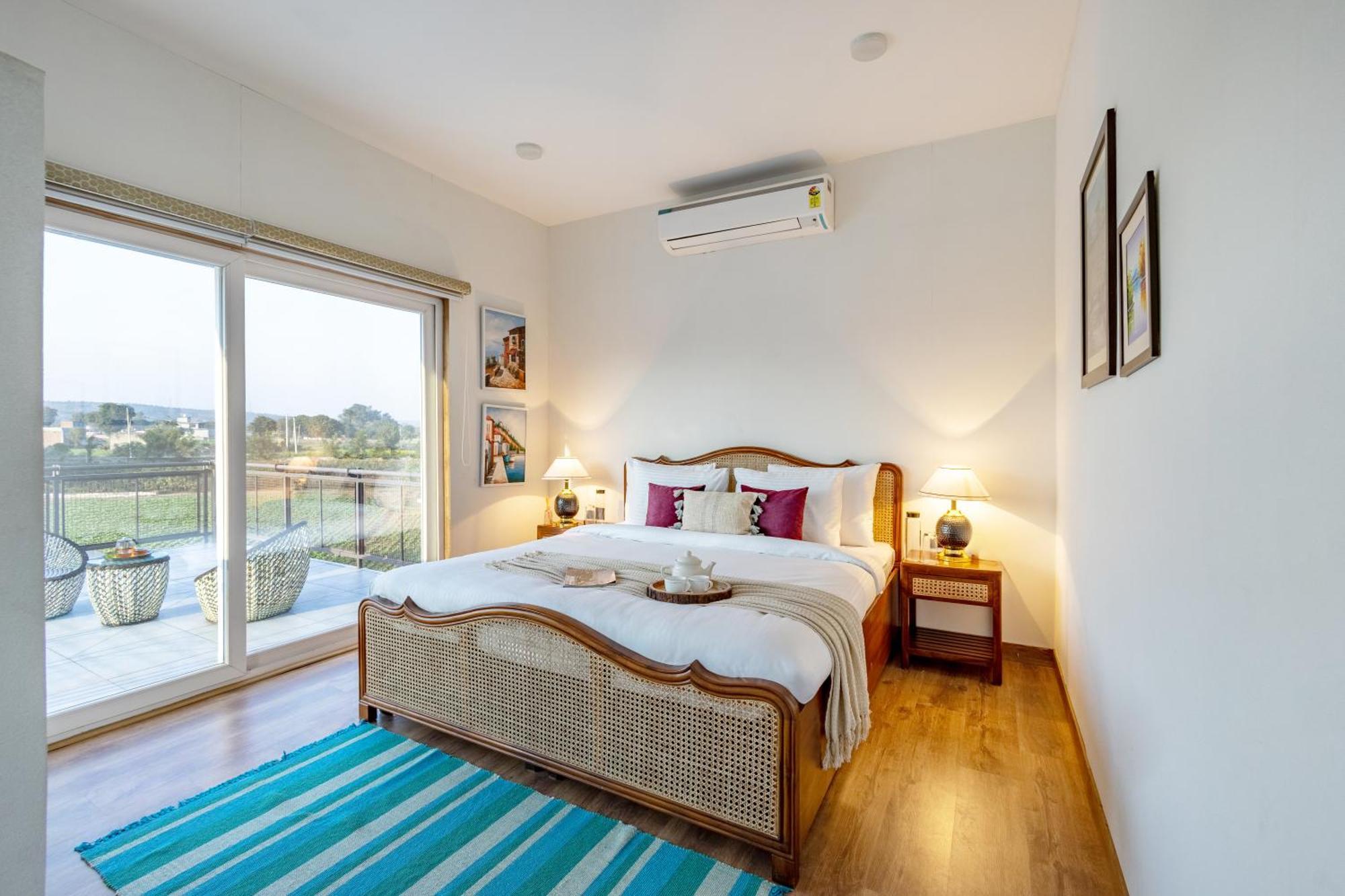 فيلا Elivaas Hidden Oasis 4Bhk With Pool, Mud House & Container House Dhauj المظهر الخارجي الصورة